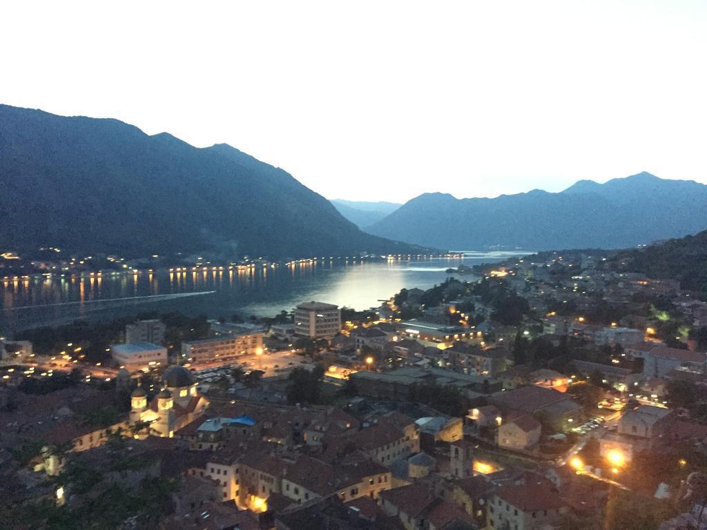Apartment IV Kotor Bagian luar foto